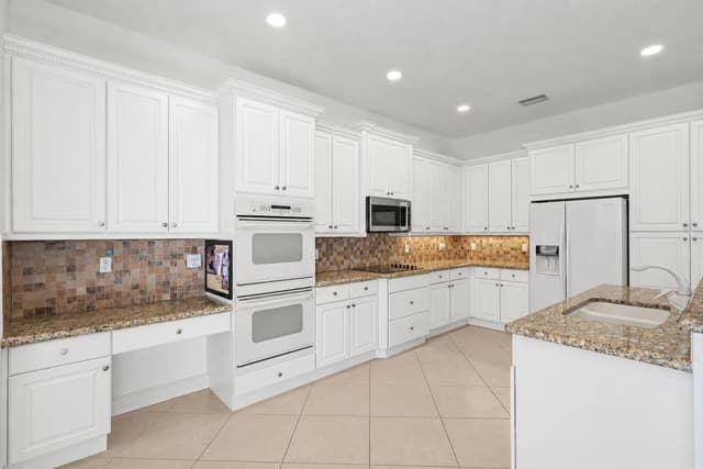 11394 MILLPOND GREENS Drive, Boynton Beach FL 33473 - Boynton Beach, FL - Photo 2