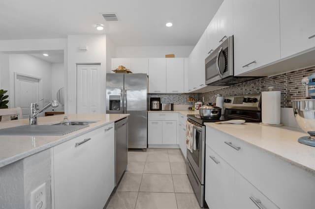 2409 NW 131ST Circle, Miami FL 33167 - Miami, FL - Photo 5
