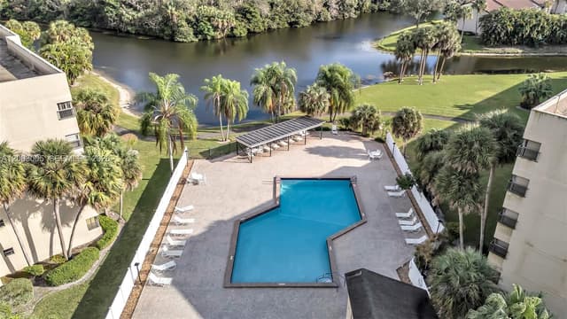 2900 NW 42nd Ave # A402, Coconut Creek FL 33066 - Coconut Creek, FL - Photo 5