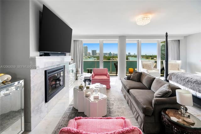 900 Bay Dr, Miami Beach FL 33141 - Miami Beach, FL - Photo 3