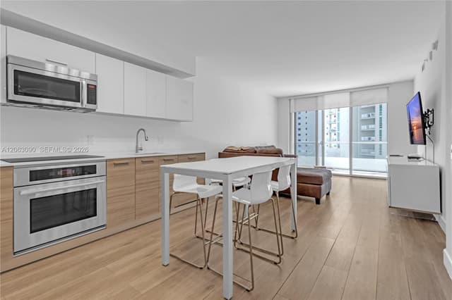 1300 Brickell Bay Dr # 903, Miami FL 33131 - Miami, FL - Photo 7
