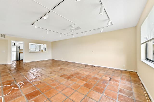 2820 Tennis Club Drive # 401, West Palm Beach FL 33417 - West Palm Beach, FL - Photo 6