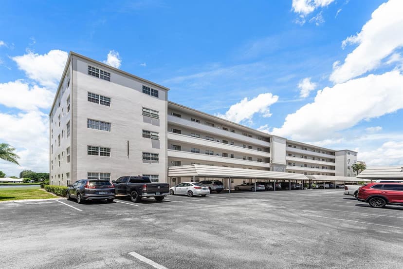 250 John F Kennedy Drive # 204, Atlantis FL 33462