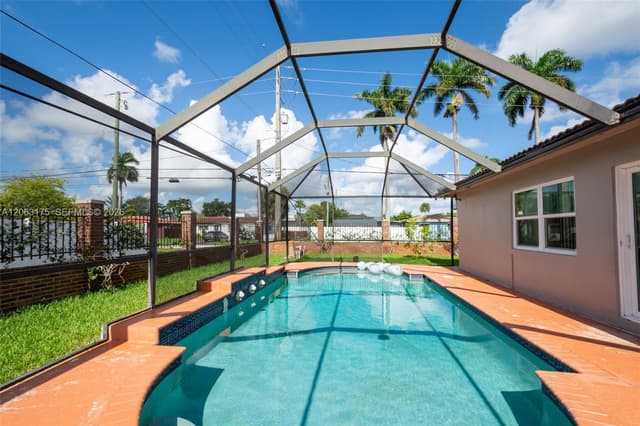3134 Pierce St, Hollywood FL 33021 - Hollywood, FL - Photo 3