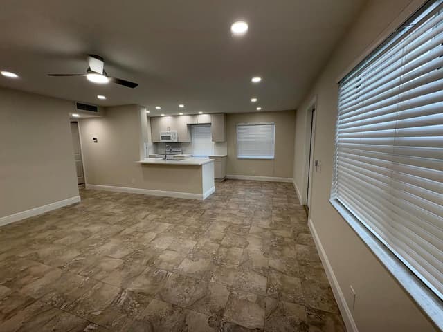883 Normandy Lane # 883, Delray Beach FL 33484 - Delray Beach, FL - Photo 2