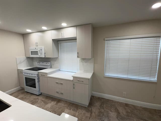 883 Normandy Lane # 883, Delray Beach FL 33484 - Delray Beach, FL - Photo 7