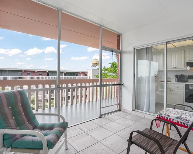180 NE 12th Avenue # 15E, Hallandale Beach FL 33009 - Hallandale Beach, FL - Photo 7