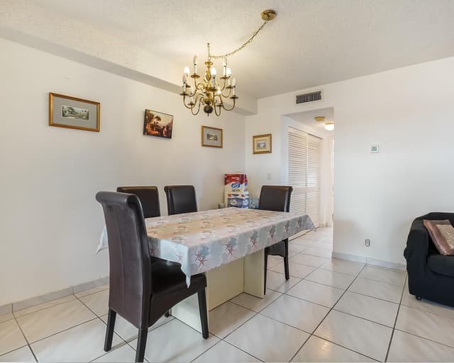 180 NE 12th Avenue # 15E, Hallandale Beach FL 33009 - Hallandale Beach, FL - Photo 4