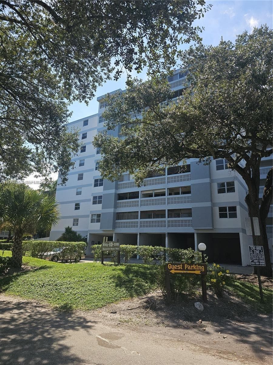 3301 Spanish Moss Ter # 708, Lauderhill FL 33319 - Lauderhill, FL - Photo 1
