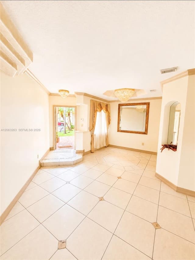 8356 NW 10th St # 6D, Miami FL 33126 - Miami, FL - Photo 2