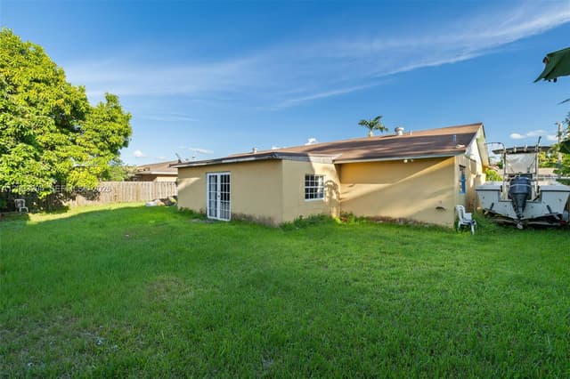 11045 SW 161st Ter, Miami FL 33157 - Miami, FL - Photo 3