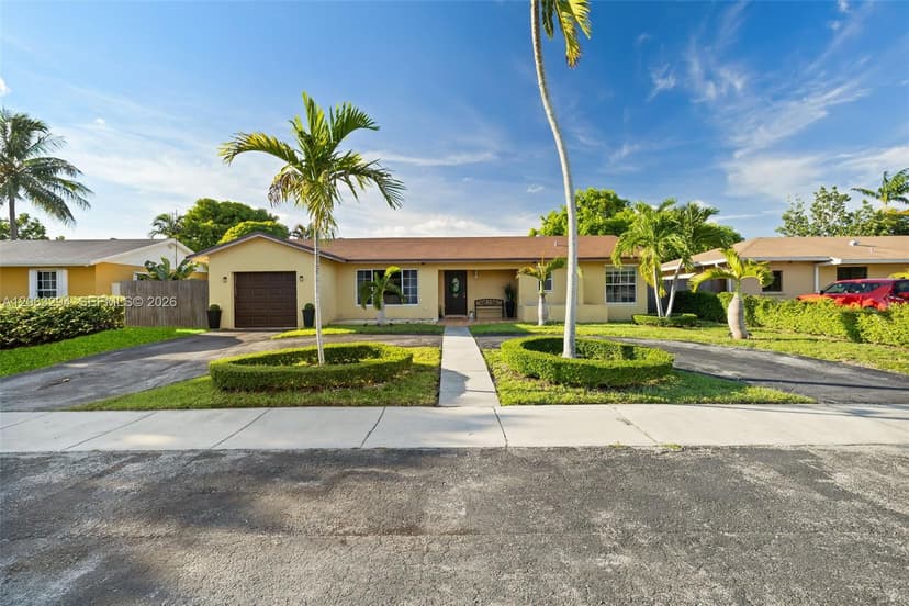 11045 SW 161st Ter, Miami FL 33157
