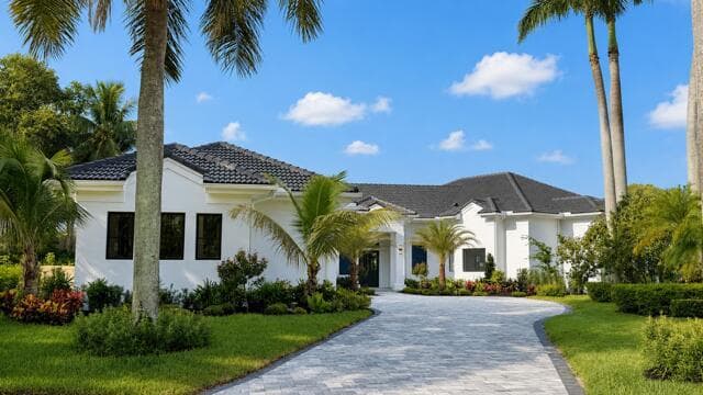 2525 Seminole Circle, West Palm Beach FL 33409 - West Palm Beach, FL - Photo 2
