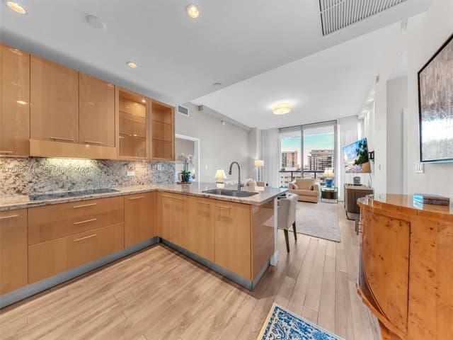 6799 Collins Ave # 512, Miami Beach FL 33141 - Miami Beach, FL - Photo 6