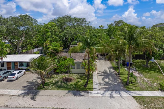320 SW 21ST Street, Fort Lauderdale FL 33315 - Fort Lauderdale, FL - Photo 3