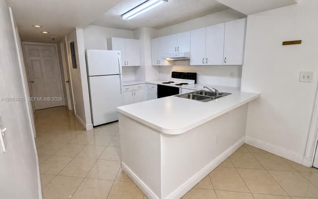 104 SW 9th St # 1403, Miami FL 33130 - Miami, FL - Photo 6
