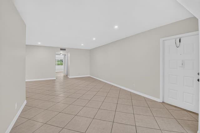 5073 LAKEFRONT Boulevard # C, Delray Beach FL 33484 - Delray Beach, FL - Photo 6