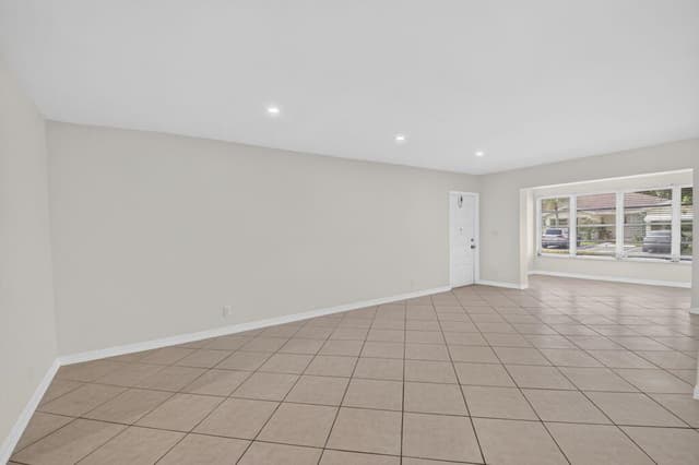 5073 LAKEFRONT Boulevard # C, Delray Beach FL 33484 - Delray Beach, FL - Photo 7