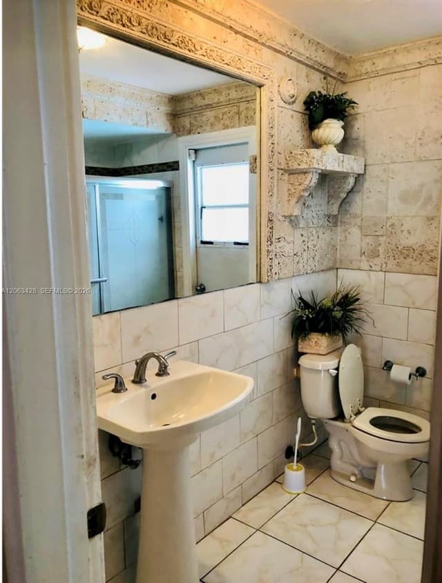2160 NW 82nd Ter, Sunrise FL 33322 - Sunrise, FL - Photo 6