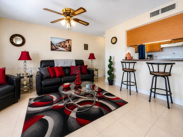 1239 SW 46th Ave # 904, Pompano Beach FL 33069 - Pompano Beach, FL - Photo 4