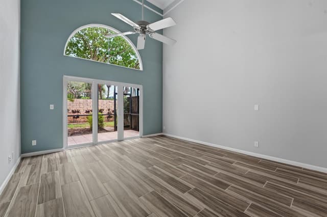 127 Ocean Dunes Circle, Jupiter FL 33477 - Jupiter, FL - Photo 2