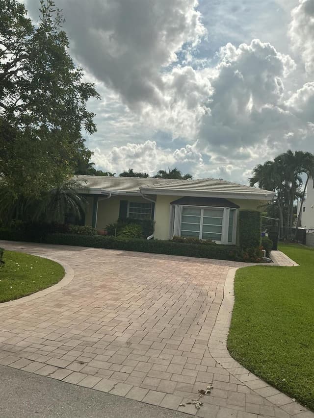 210 PALM Trail, Delray Beach FL 33483 - Delray Beach, FL - Photo 2