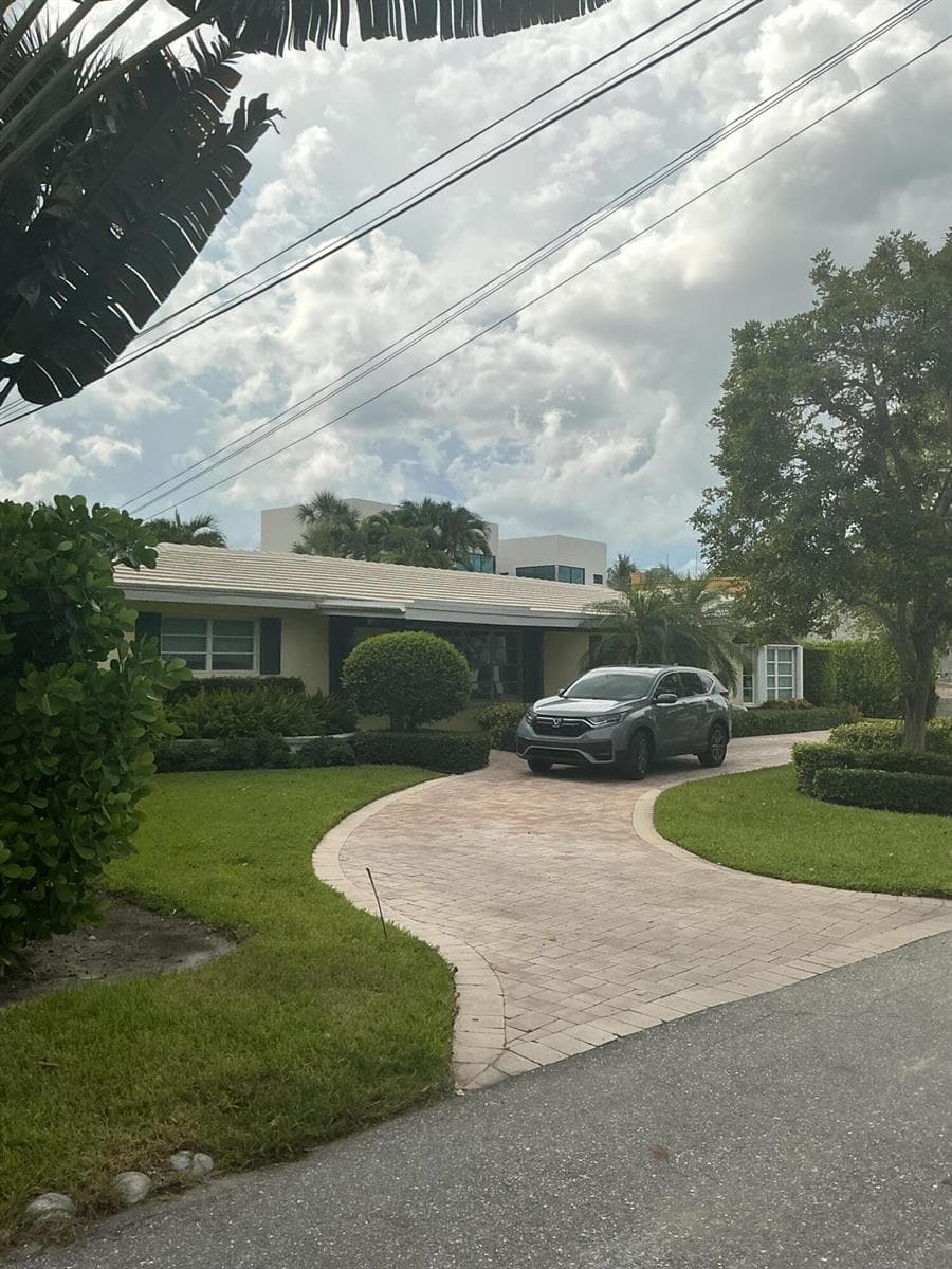 210 PALM Trail, Delray Beach FL 33483 - Delray Beach, FL - Photo 1