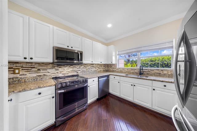 4501 Windmill Palm Way, Green Acres FL 33463 - Green Acres, FL - Photo 6