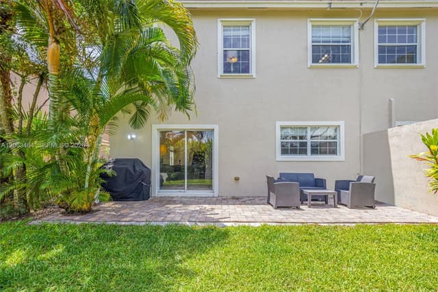 4501 Windmill Palm Way, Green Acres FL 33463 - Green Acres, FL - Photo 3