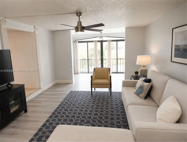 3760 Inverrary Dr # 2P, Lauderhill FL 33319 - Lauderhill, FL - Photo 6