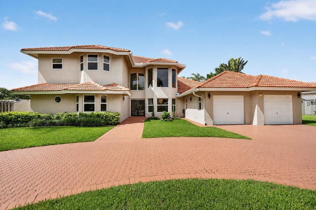 9410 Sea Turtle Manor, Plantation FL 33324 - Plantation, FL - Photo 2