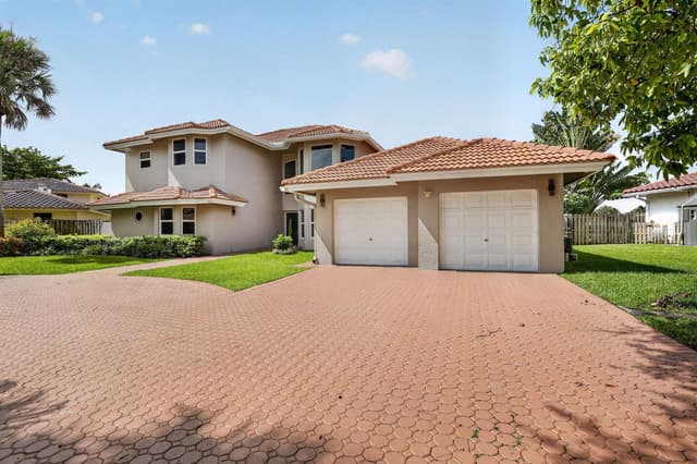 9410 Sea Turtle Manor, Plantation FL 33324 - Plantation, FL - Photo 3