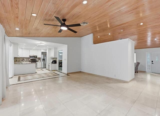 10740 NW 19th Street, Coral Springs FL 33071 - Coral Springs, FL - Photo 4