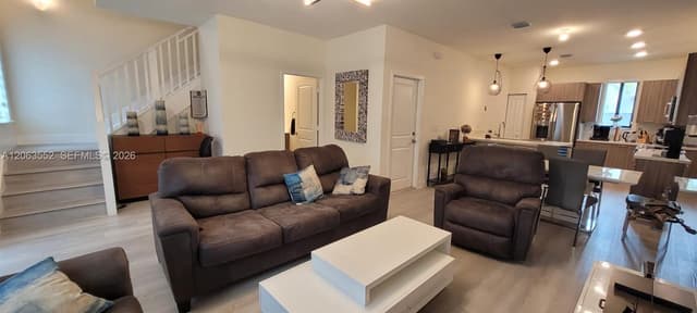 4682 NW 83rd Ave, Doral FL 33166 - Doral, FL - Photo 2