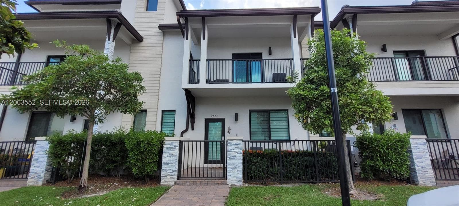 4682 NW 83rd Ave, Doral FL 33166 - Doral, FL - Photo 1