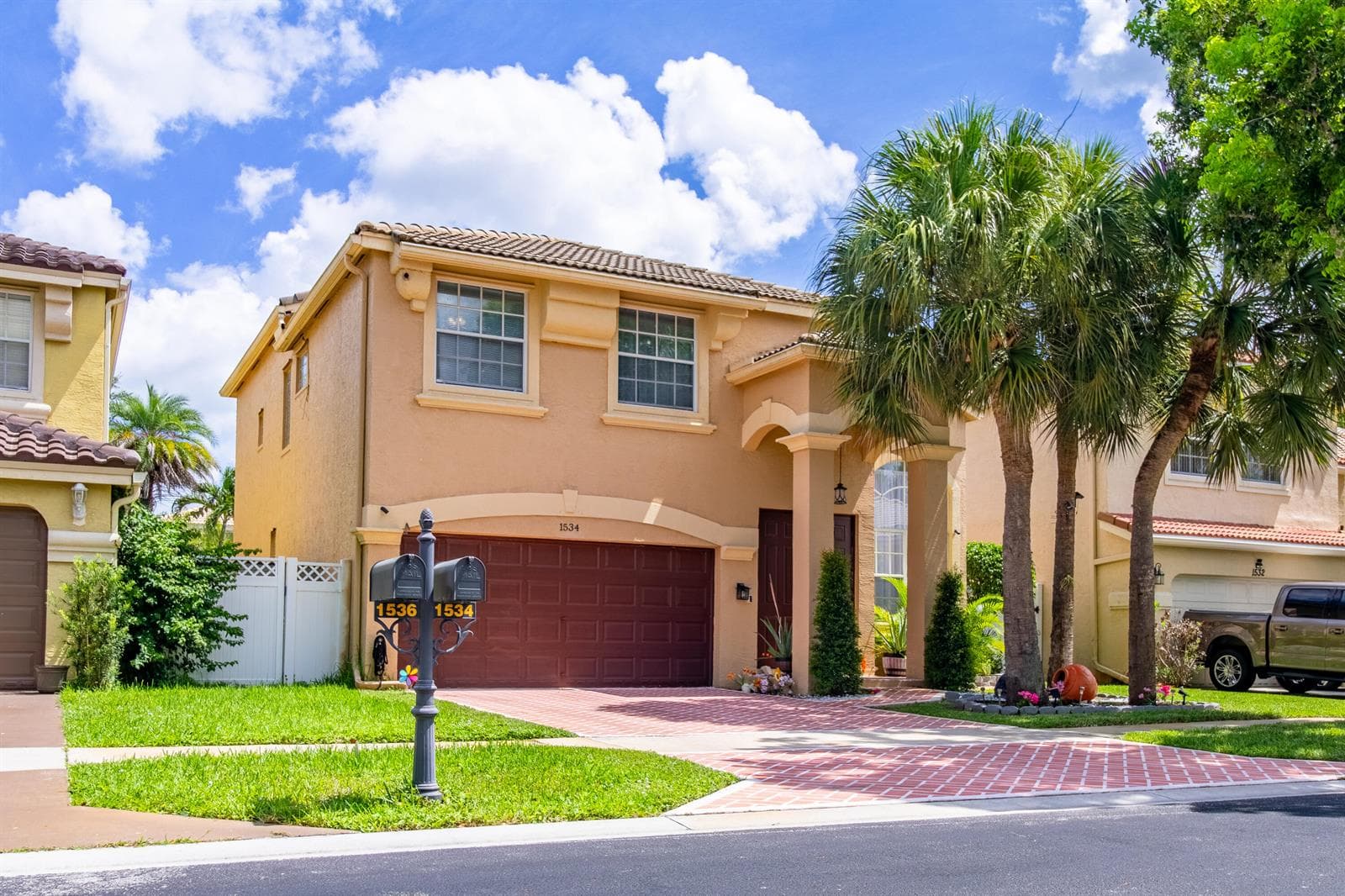 1534 Running Oak Lane, Royal Palm Beach FL 33411