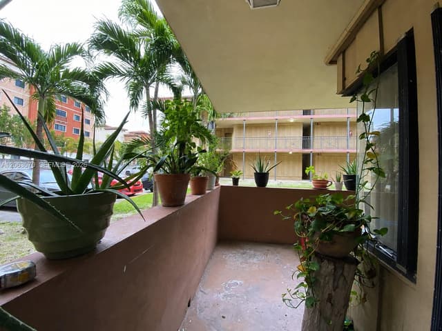 4850 SW 63rd Ter # 313, Davie FL 33314 - Davie, FL - Photo 6