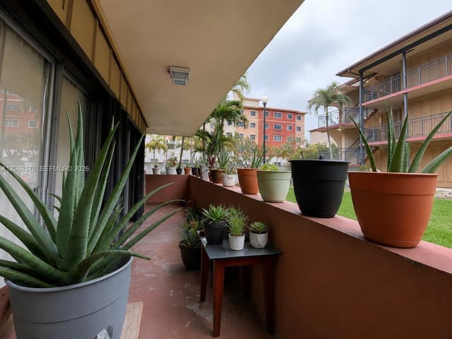 4850 SW 63rd Ter # 313, Davie FL 33314 - Davie, FL - Photo 7