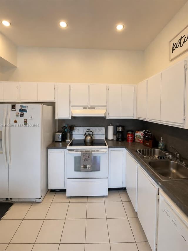 4850 SW 63rd Ter # 133, Davie FL 33314 - Davie, FL - Photo 4
