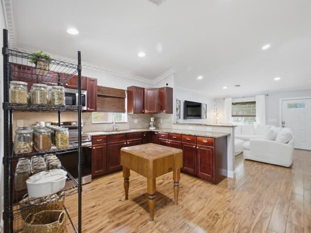 5418 CLUB Circle, Haverhill FL 33415 - Haverhill, FL - Photo 6