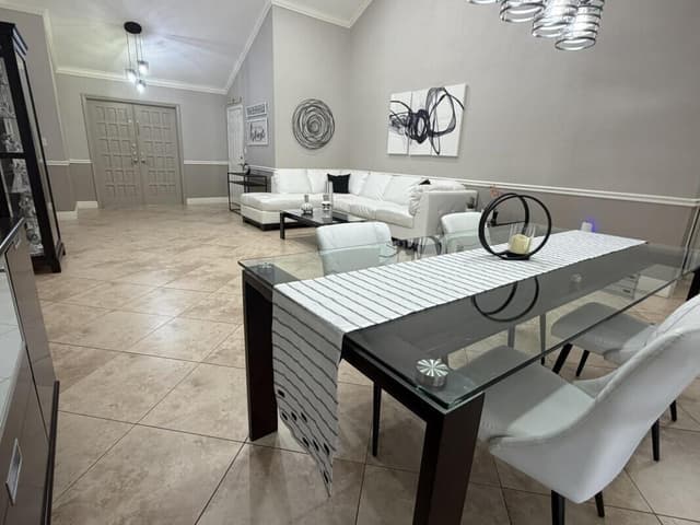 16820 NW 80th Court, Hialeah FL 33016 - Hialeah, FL - Photo 6