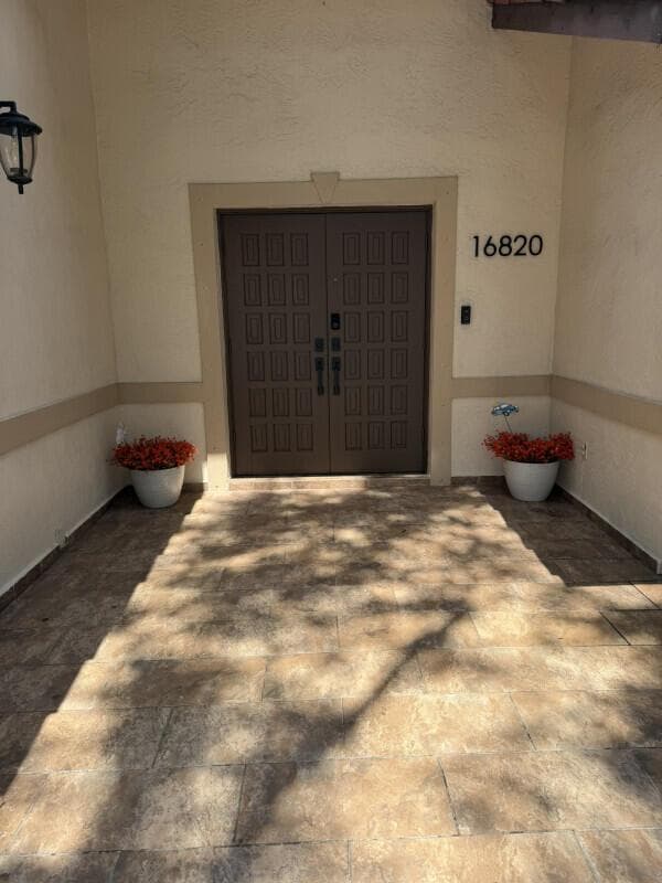 16820 NW 80th Court, Hialeah FL 33016 - Hialeah, FL - Photo 3