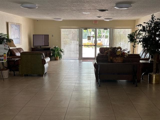 7805 NW 5th Court # 206, Margate FL 33063 - Margate, FL - Photo 2