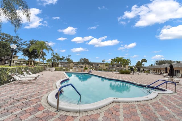 7805 NW 5th Court # 206, Margate FL 33063 - Margate, FL - Photo 3