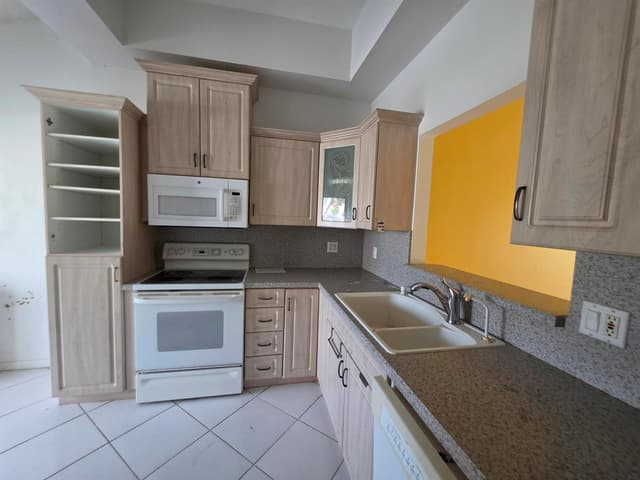 10780 Waterberry Drive, Boca Raton FL 33498 - Boca Raton, FL - Photo 2