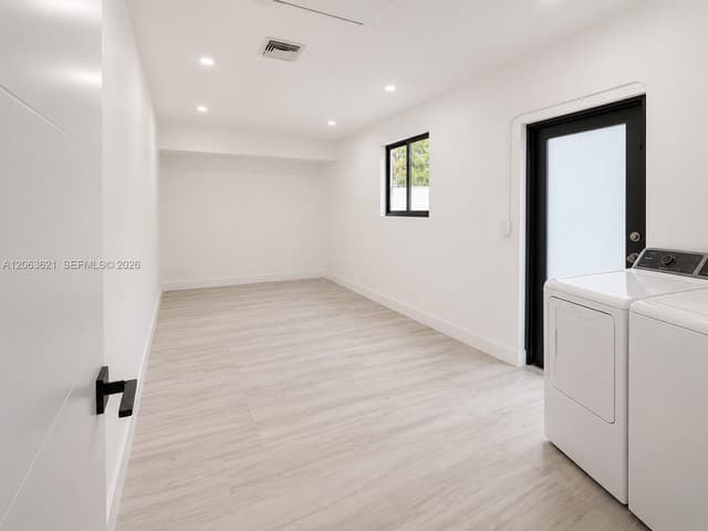 1141 NE 166th St, North Miami Beach FL 33162 - North Miami Beach, FL - Photo 5