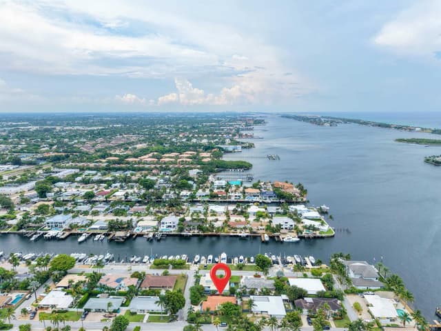 815 South Road, Boynton Beach FL 33435 - Boynton Beach, FL - Photo 2