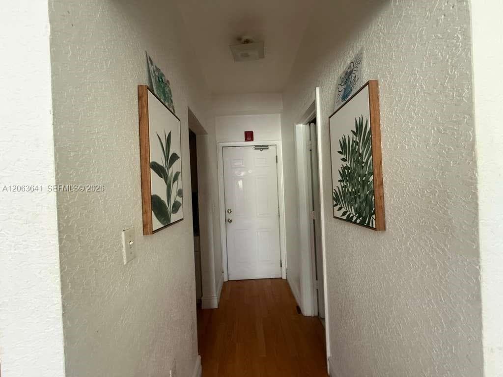 820 Euclid Ave # 206, Miami Beach FL 33139 - Miami Beach, FL - Photo 1