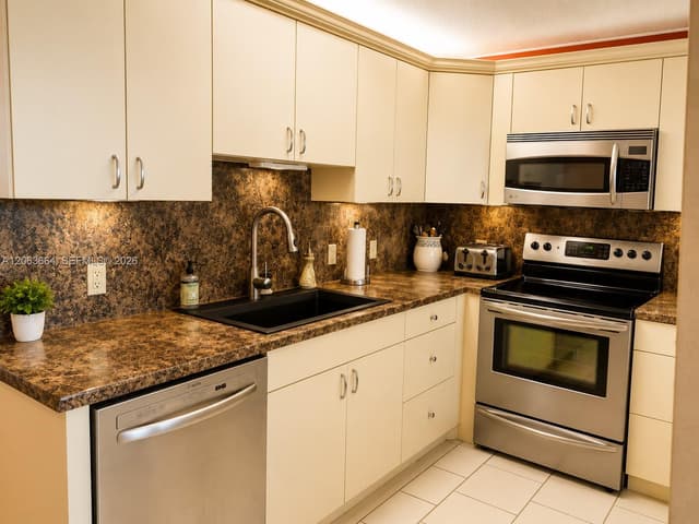 2504 Antigua Ter # F4, Coconut Creek FL 33066 - Coconut Creek, FL - Photo 2