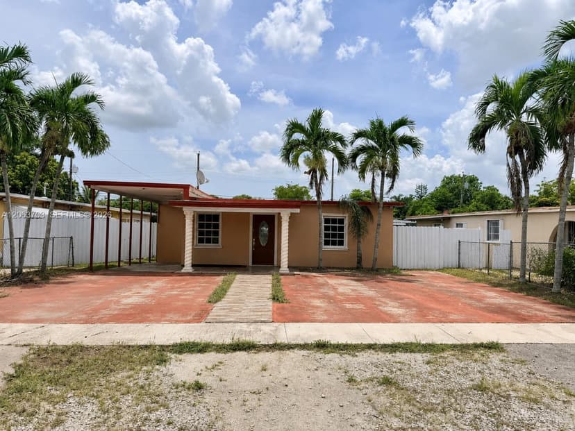142 E 45th St, Hialeah FL 33013